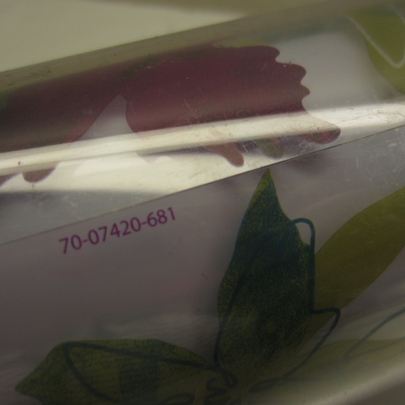 Starbucks 2022 Spring Flower Floral 24 OZ Venti Tumbler Multicolor w/straw - Picture 4 of 11